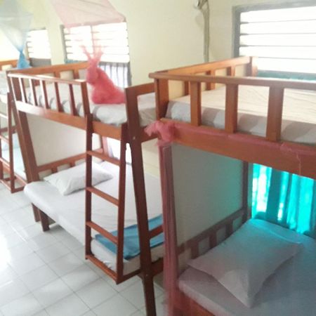 Rumah Singgah Manado Exterior photo