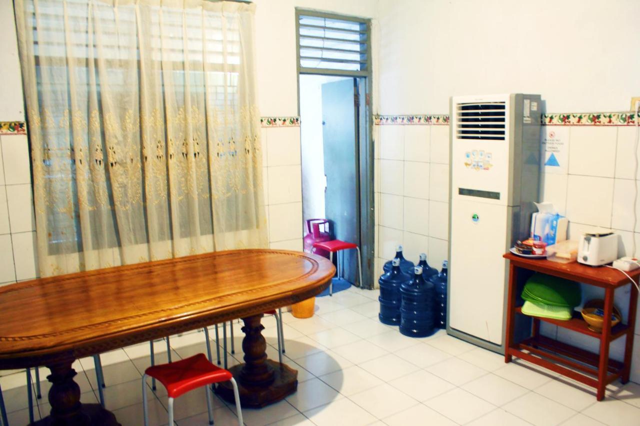 Rumah Singgah Manado Exterior photo